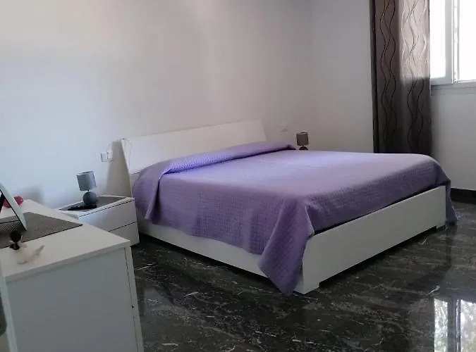 Cofano Feriehus Custonaci